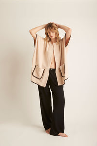 Pluto, Caelin,cape,  beige/black